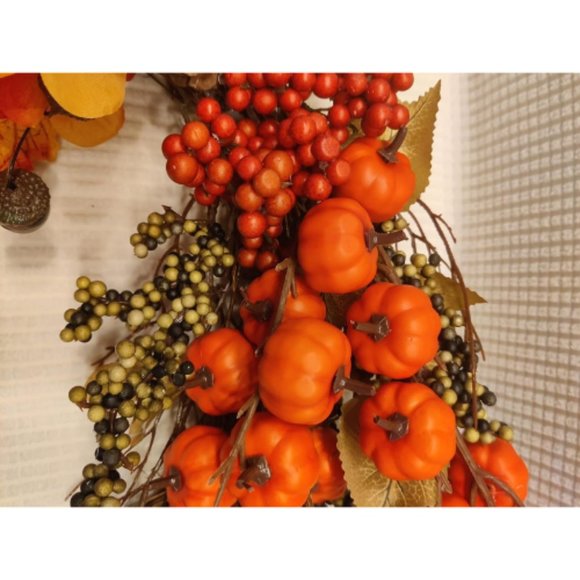 26 Inch Mini Pumpkins Berries Fall Wreaths for Front Door Dacoration - Picture 9 of 10